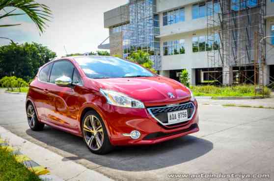 2015 Peugeot 208 GTi image