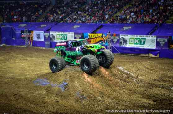 One Monster of a Show: Monster Jam Manila image