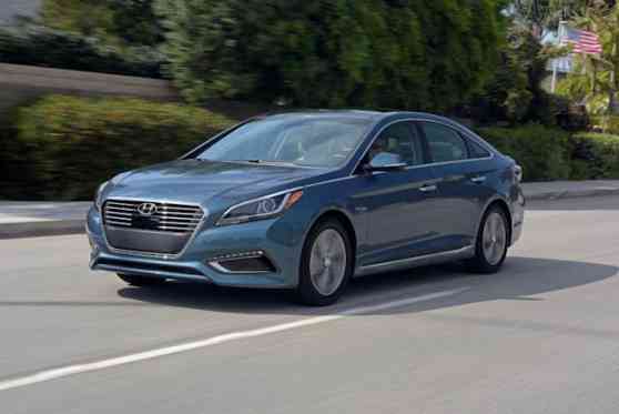 Hyundai Sonata gains diesel and plug-in hybrid in 2015 update image