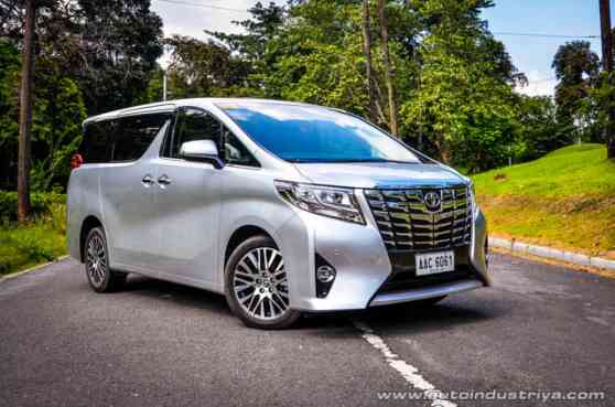 2015 Toyota Alphard V6 image