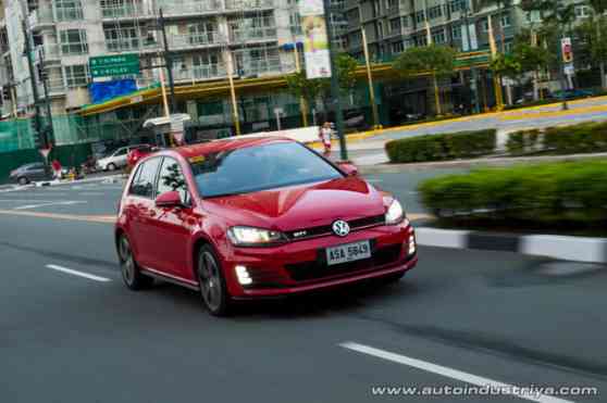 2015 Volkswagen Golf GTI image