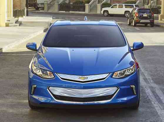 2016 Chevrolet Volt PHEV rated with 85 km electric range image