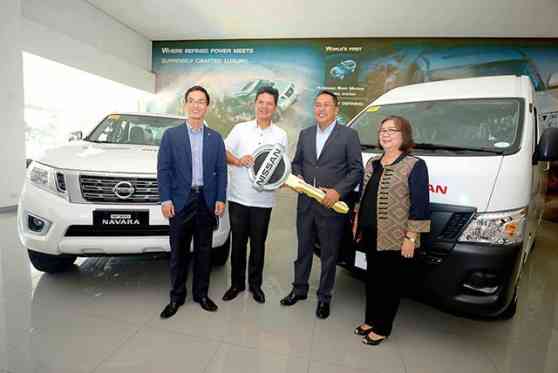 Nissan PH donates vehicle fleet to Habitat for Humanity Philippines image