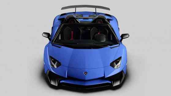 Lamborghini Aventador SV Roadster breaks cover image