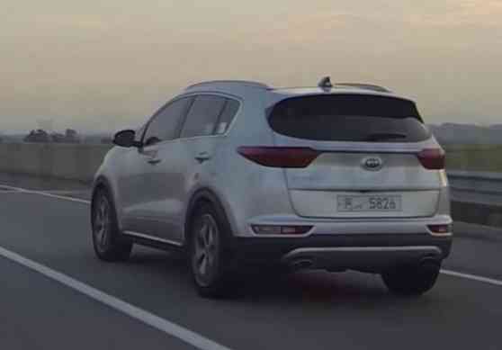 Spied: Is this the 2016 Kia Sportage? image