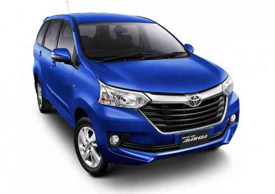 Sizing up the 2015 Toyota Avanza image