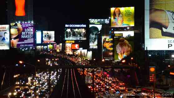 DPWH eyes ban on cars with less than 3 people on EDSA during rush hour image