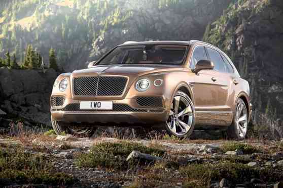 Frankfurt 2015 Preview: Bentley Bentayga breaks cover image