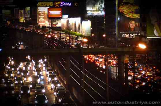 Carmageddon; swamped in Metro Manila image