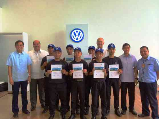 Volkswagen PH gives eight Don Bosco students technician apprenticeship image