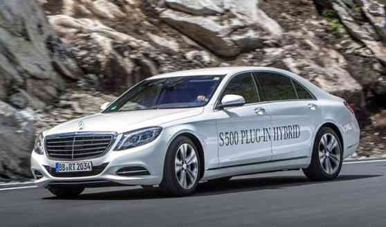 Report: Mercedes-Benz may replace diesels with plug-in hybrids image