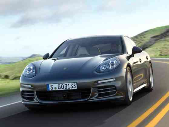 Report: Next-gen Porsche Panamera to debut at 2016 Geneva Motor Show image