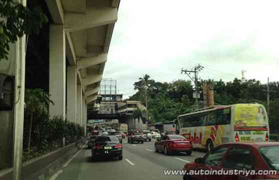 MMDA to reserve four lanes on EDSA for APEC delegates image