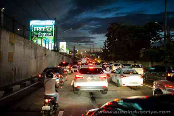 Traffic advisory: DPWH to repair parts of EDSA; Aldub show to pack NLEX image