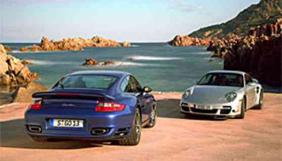 Porsche launches 911 Turbo and GT3 in Geneva image