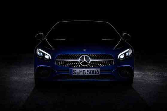 Los Angeles 2015 Preview: Mercedes-Benz SL facelift teased image
