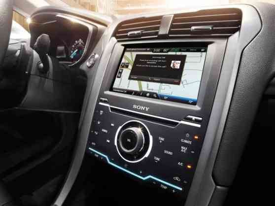 Ford makes Apple Siri Eyes-Free available via SYNC update image