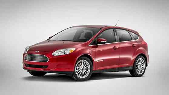 Ford invests $4.5B in electric car program image