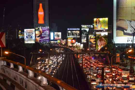 8 Ways to Keep Your Cool in Traffic image