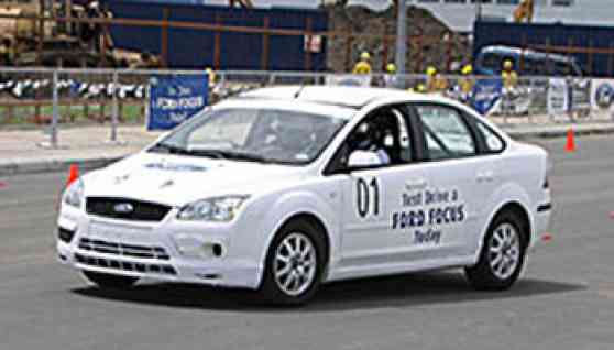 Ethanol-fueled Foci make marks in Ford FFV Road Challenge image