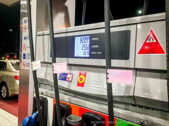 Fuel prices roll back by as much as PhP 0.95/L today image
