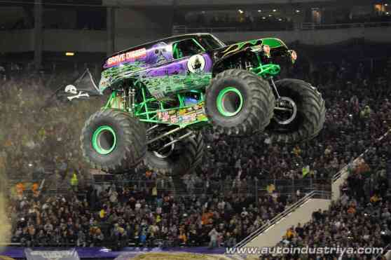 Monster Jam returns to Manila in June 2016 image