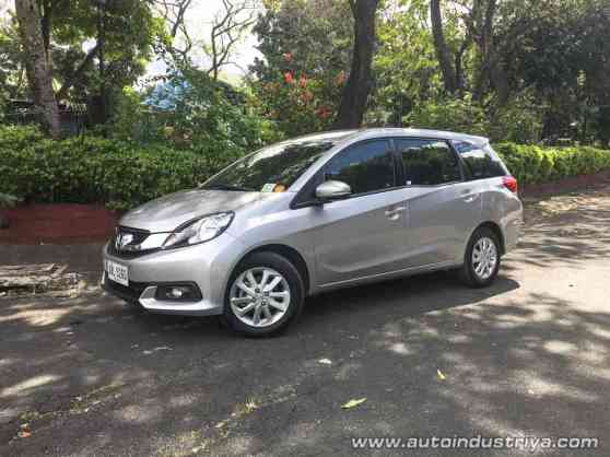 2015 Honda Mobilio V image