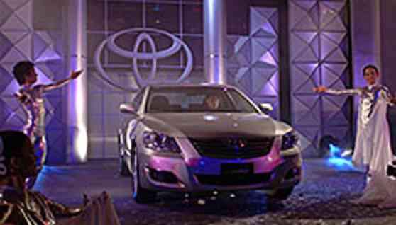 Toyota Launches All-New 2006 Camry image