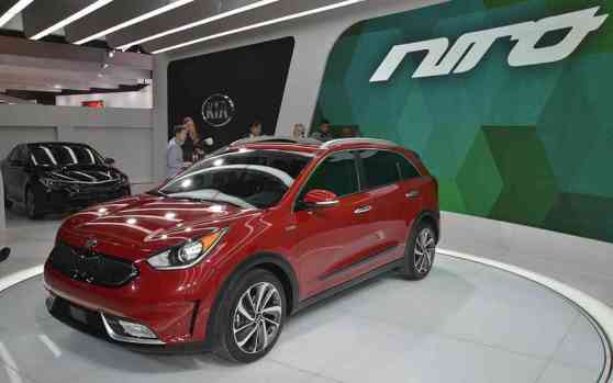 Chicago 2016: Kia Niro Hybrid Utility unveiled image