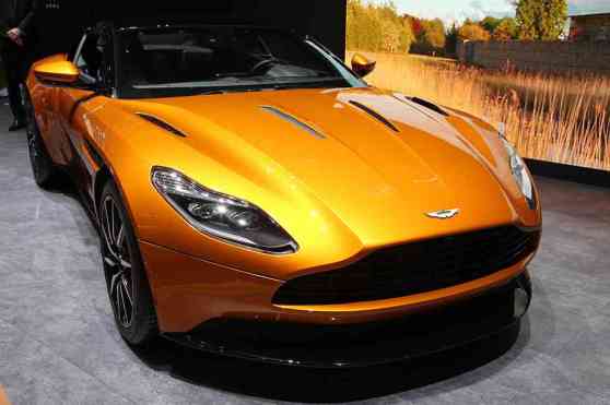 Geneva 2016: Twin-turbo Aston Martin DB11 makes world premiere image