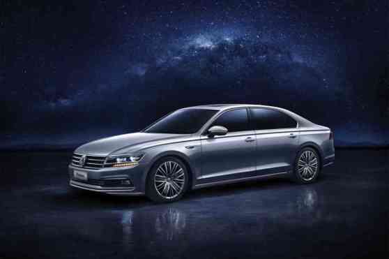Geneva 2016: VW reveals Phideon for Chinese market image