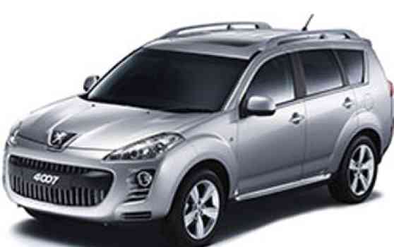 4007: Peugeot's stylish image in the 4x4 world image