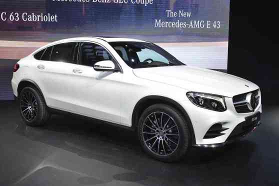 New York 2016: Mercedes-Benz GLC Coupe goes official image