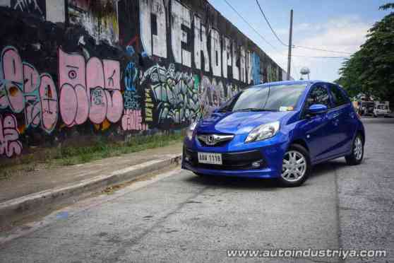 2015 Honda Brio V Navi AT image