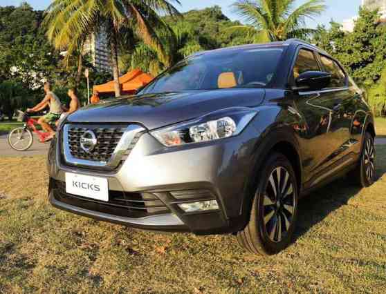 2017 Nissan Kicks crossover officially unveiled image