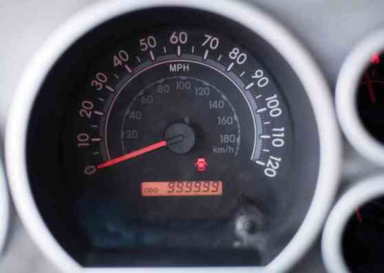 Toyota to study customer-owned Tundra with 1M miles image