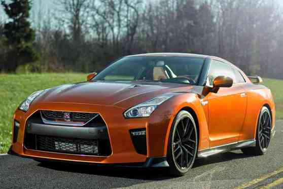 Report: Next-generation Nissan GT-R could go hybrid image