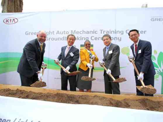 Kia to train mechanics across globe; starts in Africa image