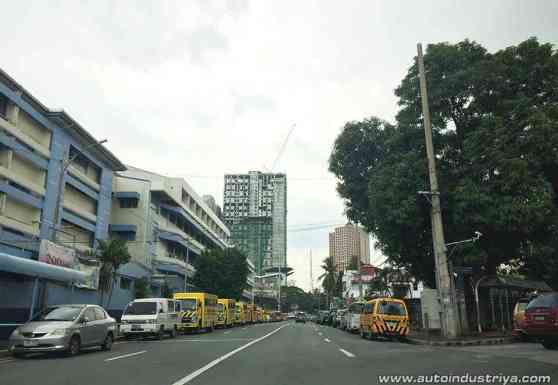 Phase out school bus services that are 15 years or older, says LTFRB image