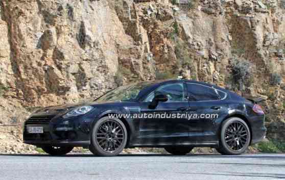 Spied: Porsche 928 successor in the works? image