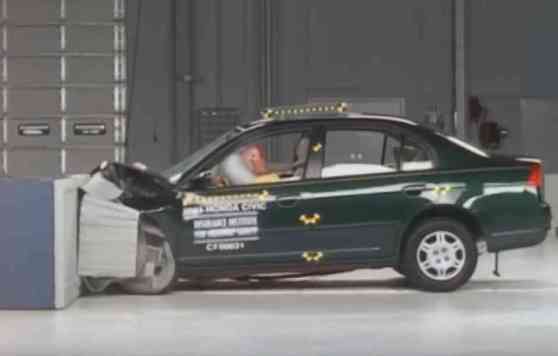 NHTSA, Honda tell owners to stop using airbag recall affected cars image