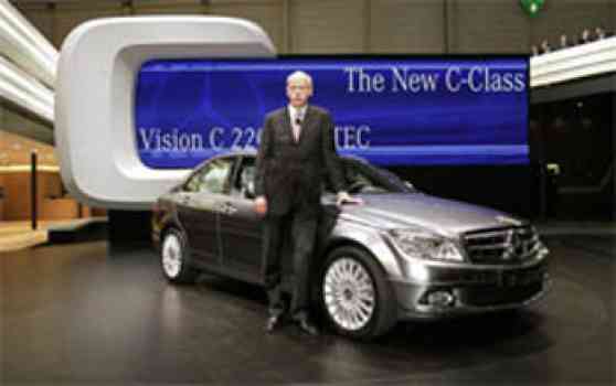 Mercedes Benz premieres BLUETEC Vision C220 image