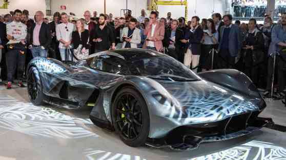 Aston Martin, Red Bull Racing unveil AM-RB 001 image