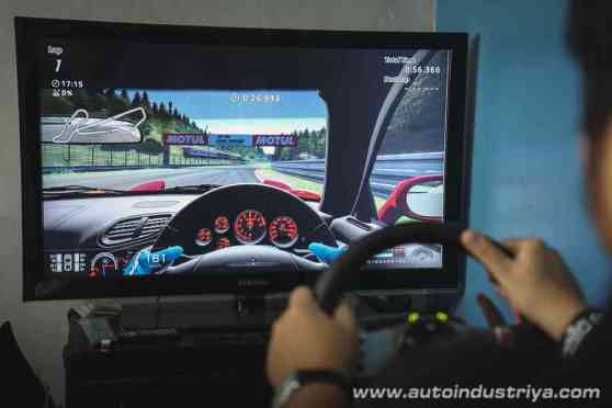 Study: Video games make you a better driver image