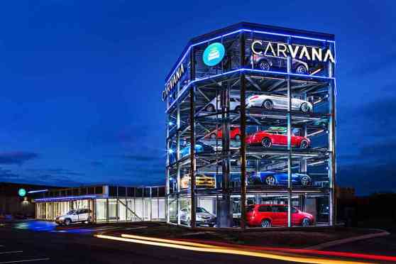 Carvana Car Vending Machines receive $160 million in investments image