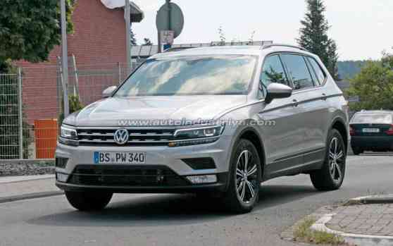 Spied: Has the Volkswagen Tiguan been stretched? image