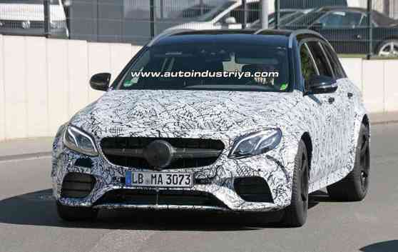 Spied: Mercedes-AMG E63 Black Series testing on The Ring image
