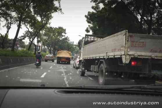 MMDA reviews number coding and truck ban exemptions image