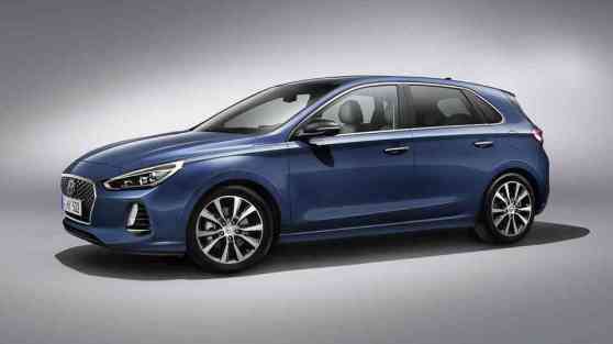 Hyundai reveals 2017 i30 before Paris debut image