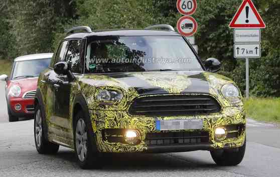 Spied: Thinly-veiled 2017 Mini Countryman testing image